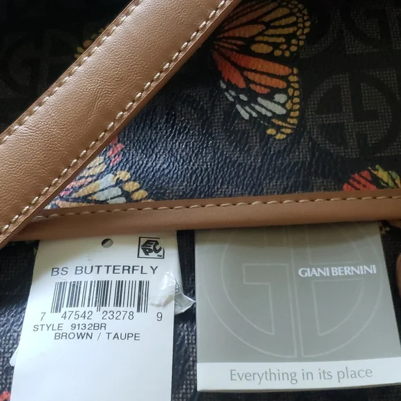Gianna Butterfly π¦ Purse π - Picture 12 of 17